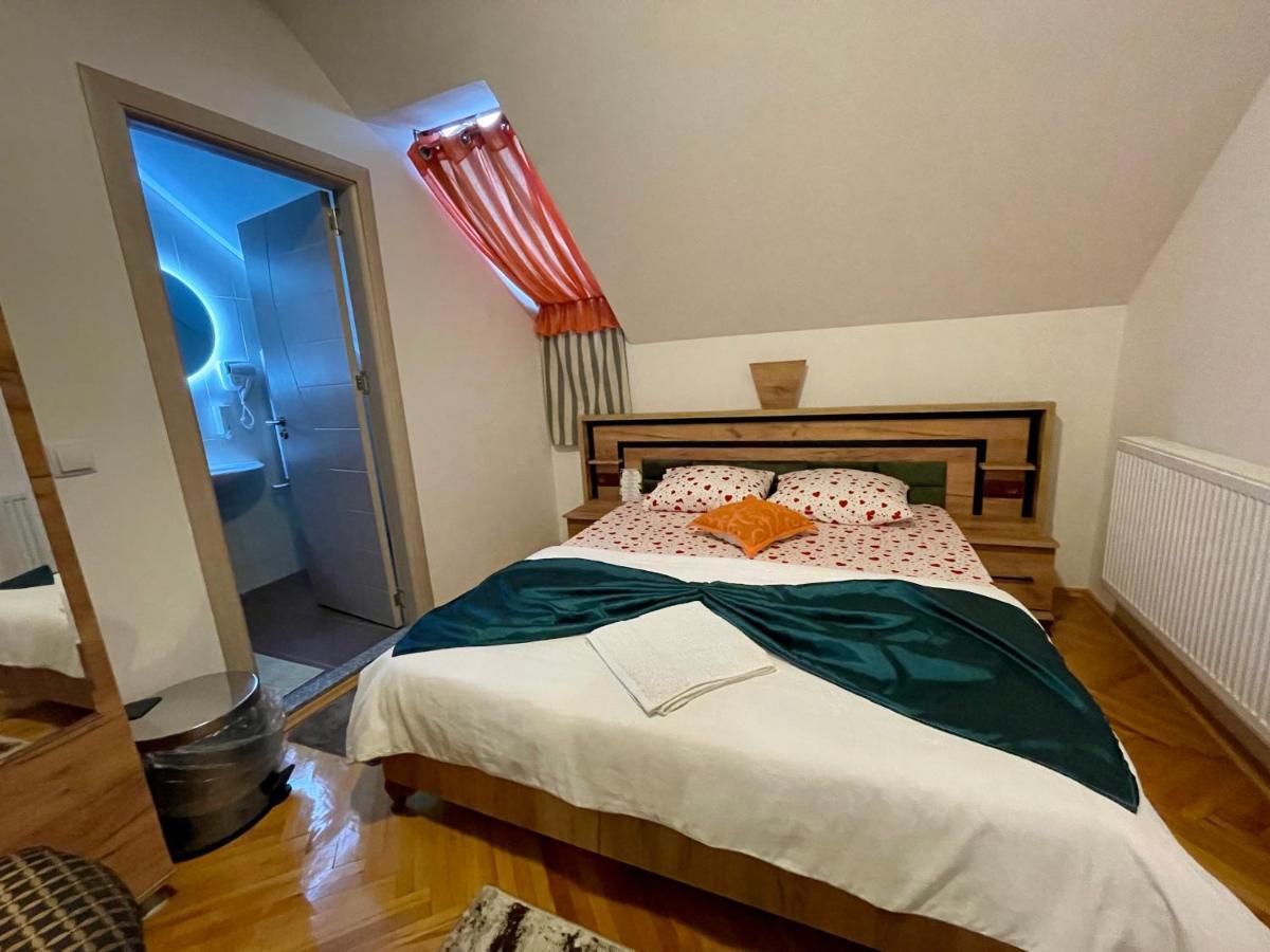 Madigan'S Hotel Kosovo Polje Kültér fotó