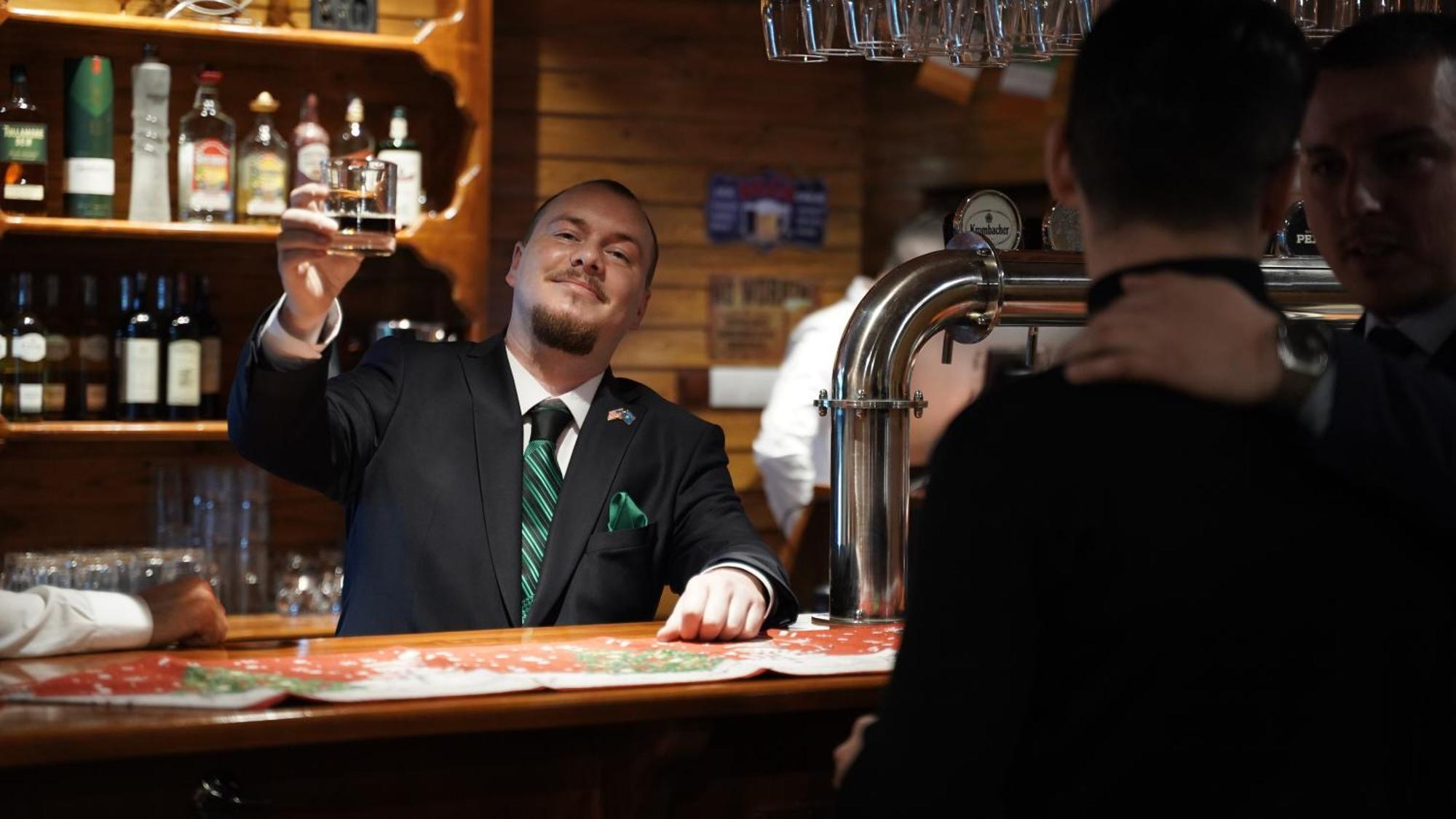 Madigan'S Hotel Kosovo Polje Kültér fotó